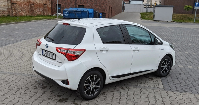 Toyota Yaris cena 61999 przebieg: 36200, rok produkcji 2019 z Krynki małe 781